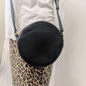Black leather circle round crossbody